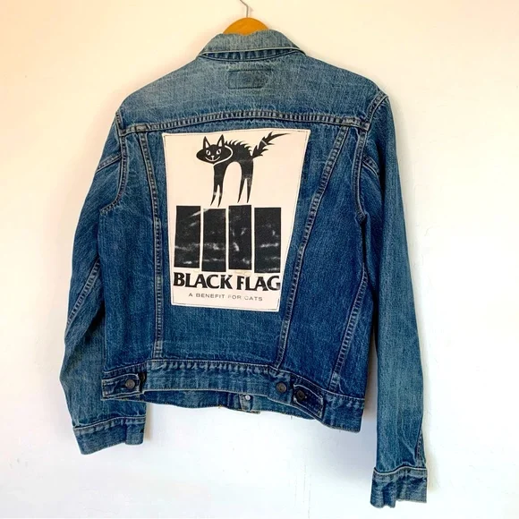 Levi’s Vintage Denim Jacket w/ Black Flag Patch & Sweet Embroidery. Super Rad ⚡️ - Picture 1 of 12